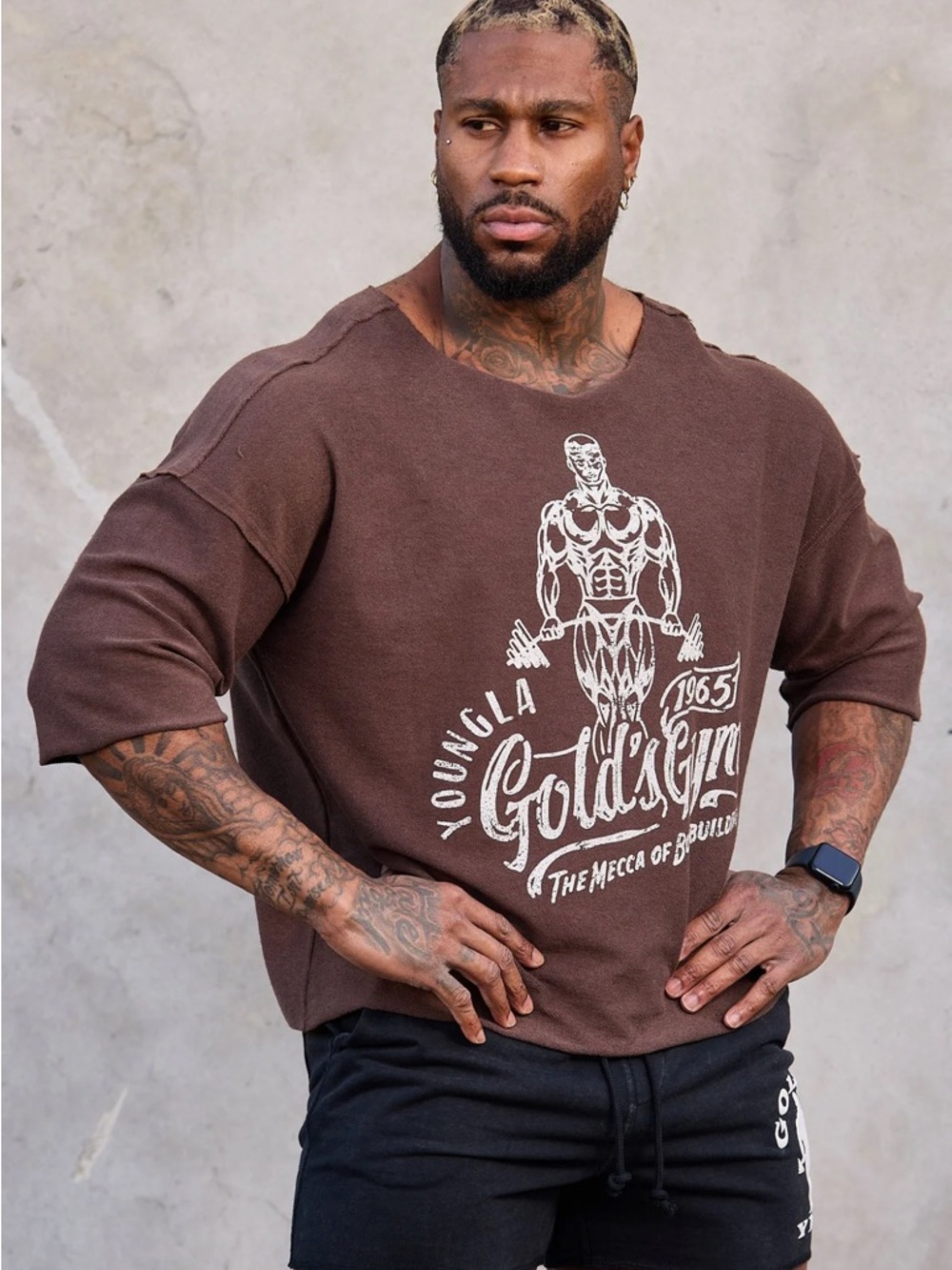 YOUNGLA GOLD'S GYM WIDE NECK TERRY TEE XL BROWN